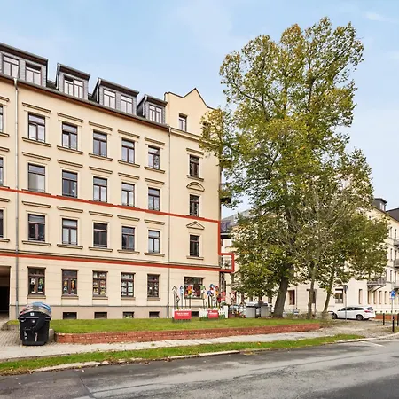 Apartment Edler Wohnraum Schlossteich-suite 3 Sz Mit Zwei Balkonen, Kaffeevollautomat, Kamin, Klima, Lift & Zwei Parkplaetzen