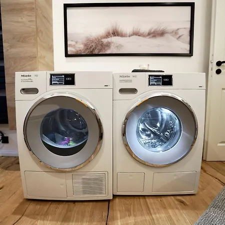 Edler Wohnraum Schlossteich-suite 3 Sz Mit Zwei Balkonen, Kaffeevollautomat, Kamin, Klima, Lift & Zwei Parkplaetzen * Chemnitz