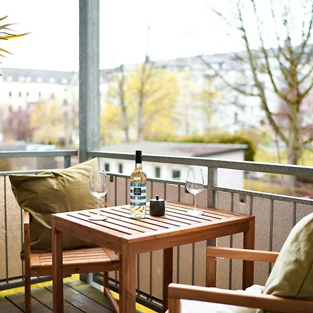 Apartment Edler Wohnraum Schlossteich-suite 3 Sz Mit Zwei Balkonen, Kaffeevollautomat, Kamin, Klima, Lift & Zwei Parkplaetzen Chemnitz